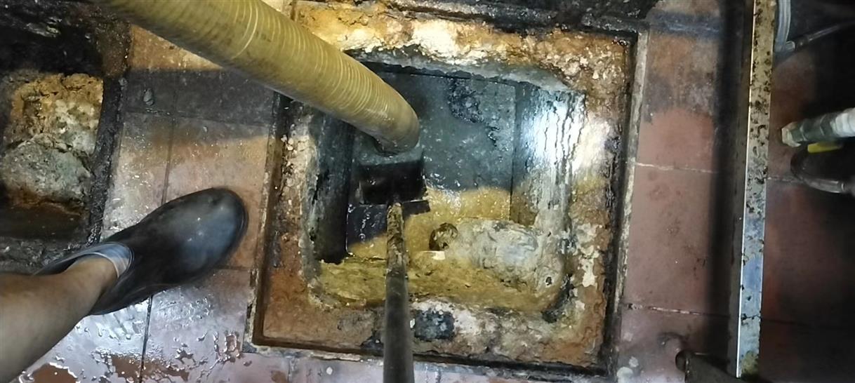 义乌污水池清理一般都有毒气，怎么预防中毒呢？